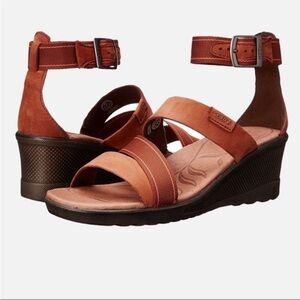 Keen Brown Nubuck Leather Skyline Wedge Sandals Women's Size 10